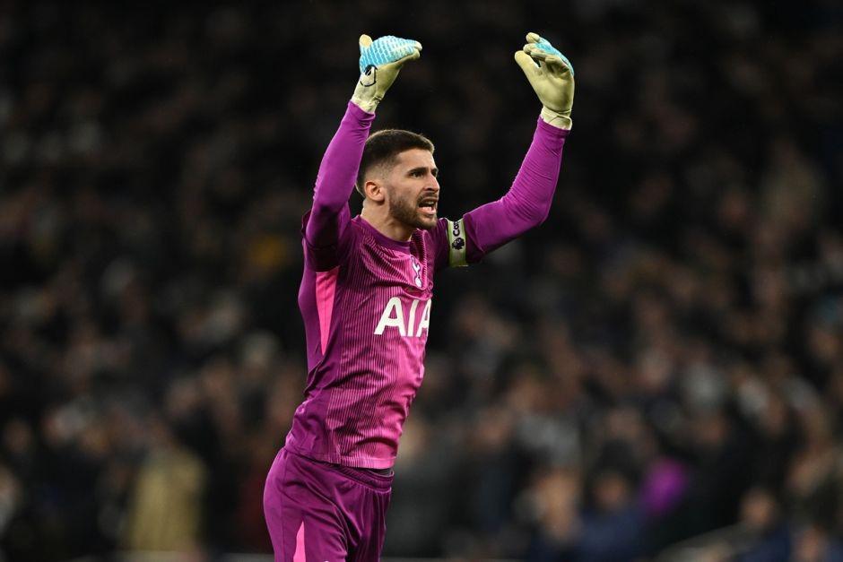 u8体育直播-莫雷托:国米领先维卡里奥争夺战,尤文想签更大牌的门将