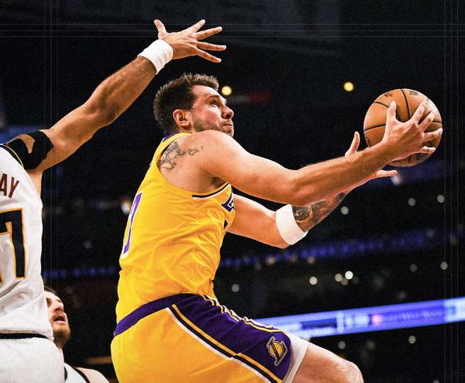 u8国际平台-最多领先17分!湖人火力全开:东契奇16分8助,詹姆斯单节11分